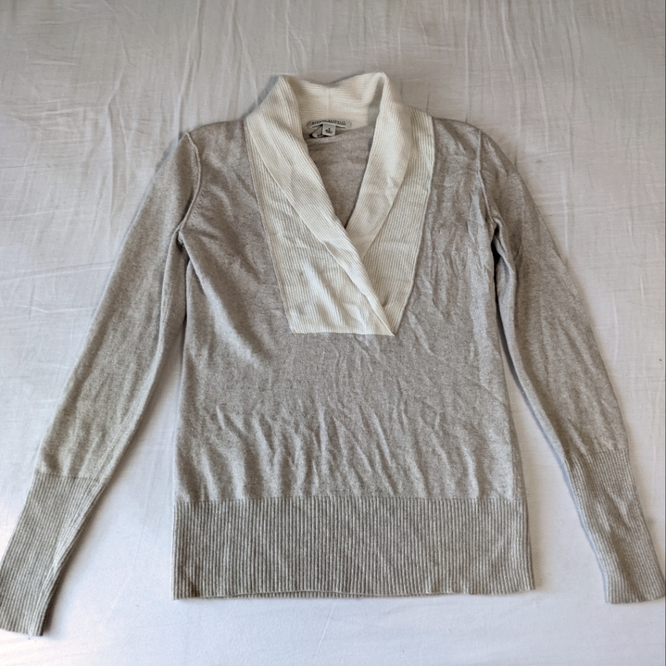 Banana Republic Luxury Cashmere Wool Blend Sweater